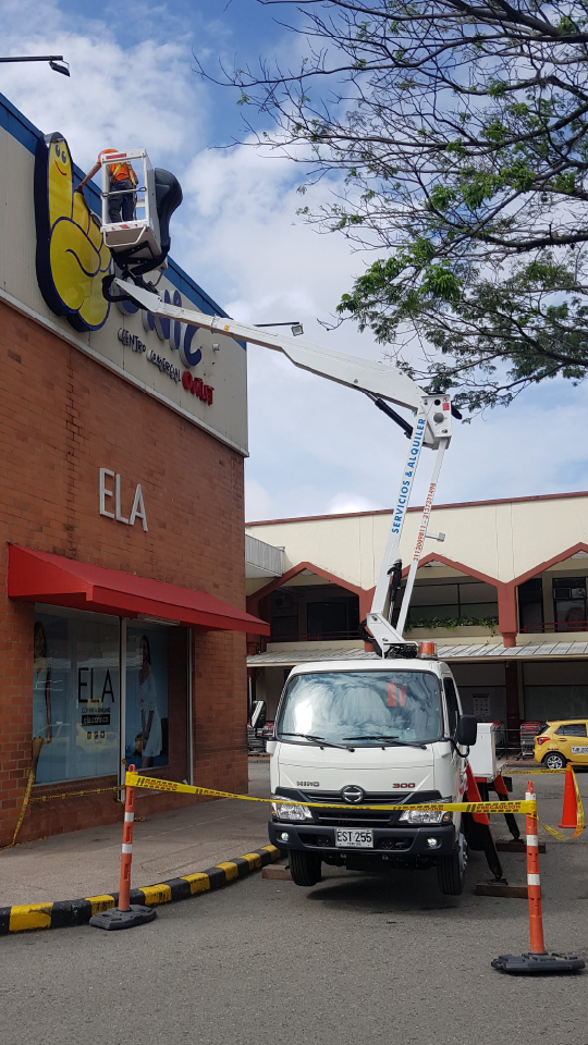 Alquiler carro canasta en Pereira